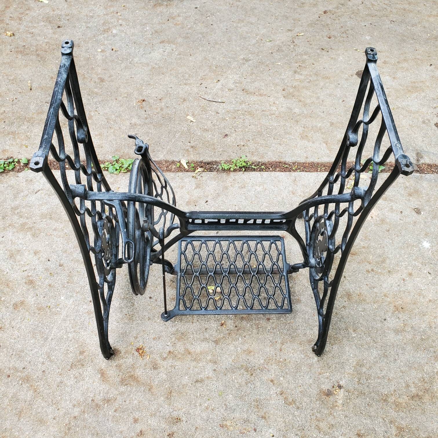 Antique Singer Sewing Machine Industrial Farmhouse Wrought Iron Table