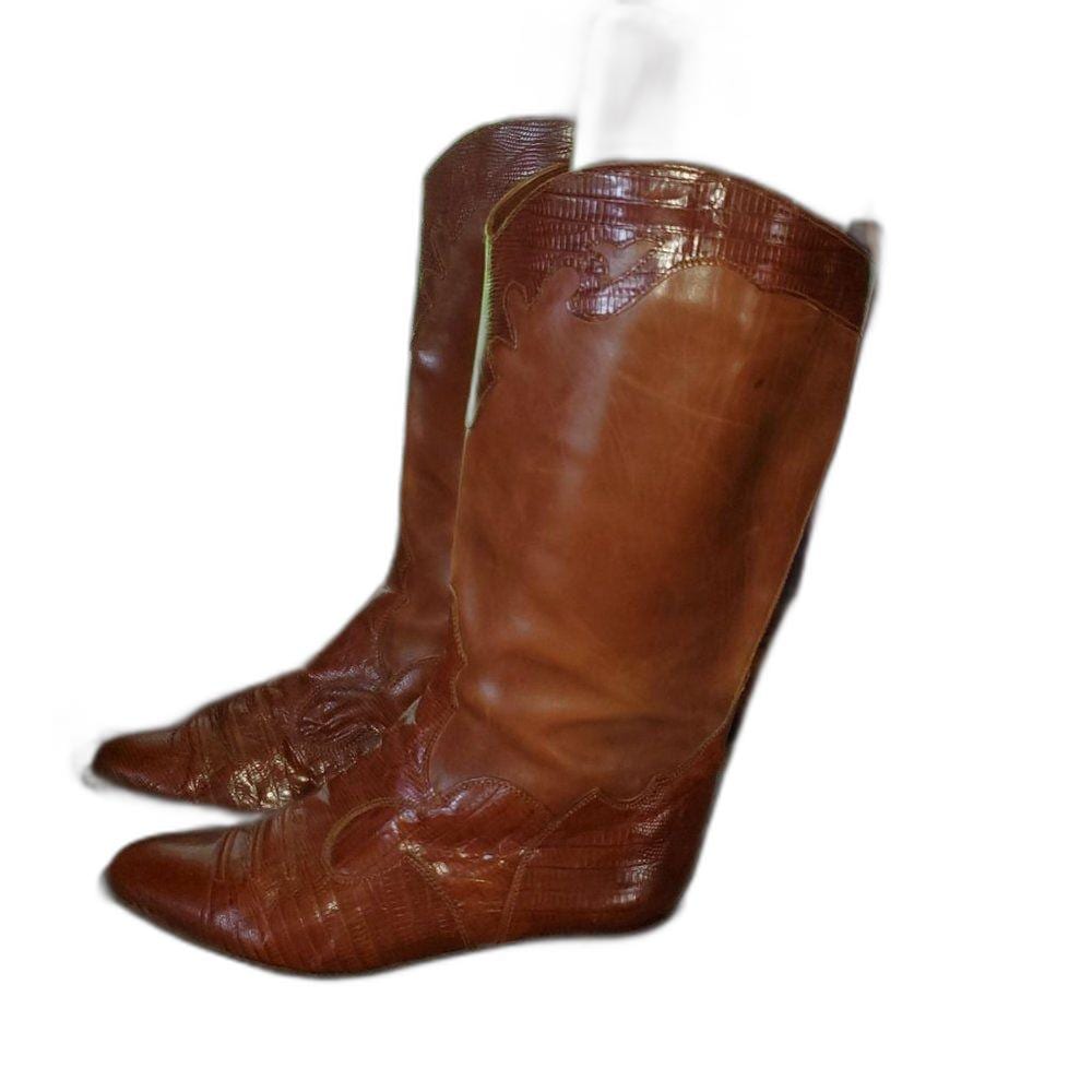 Joan & David Vintage Handmade Alligator Leather Mid-calf  display picture 3