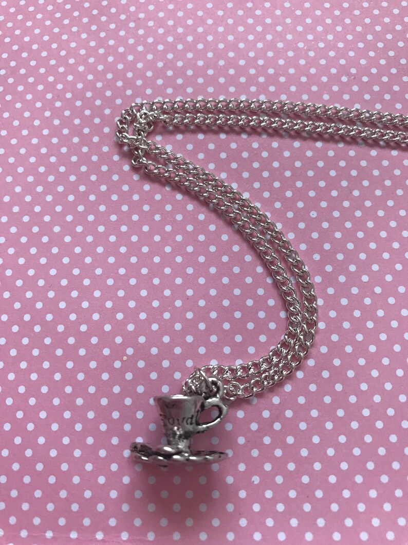 Teacup neckalce
