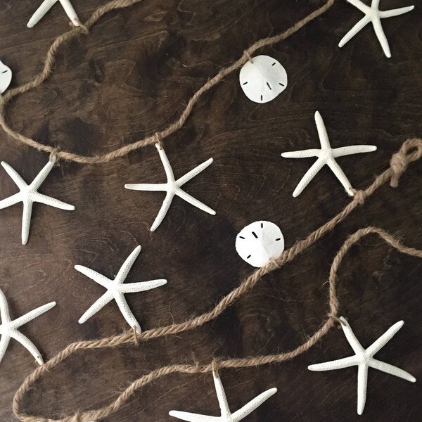 Garland, Starfish Garland, Sand Dollar Garland, Beach Garland, Beach Wedding Garland, Star Garland, Coastal Garland, Shell Garland, Seashell