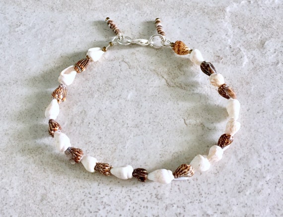 Seashell bracelet – CASTELLANO