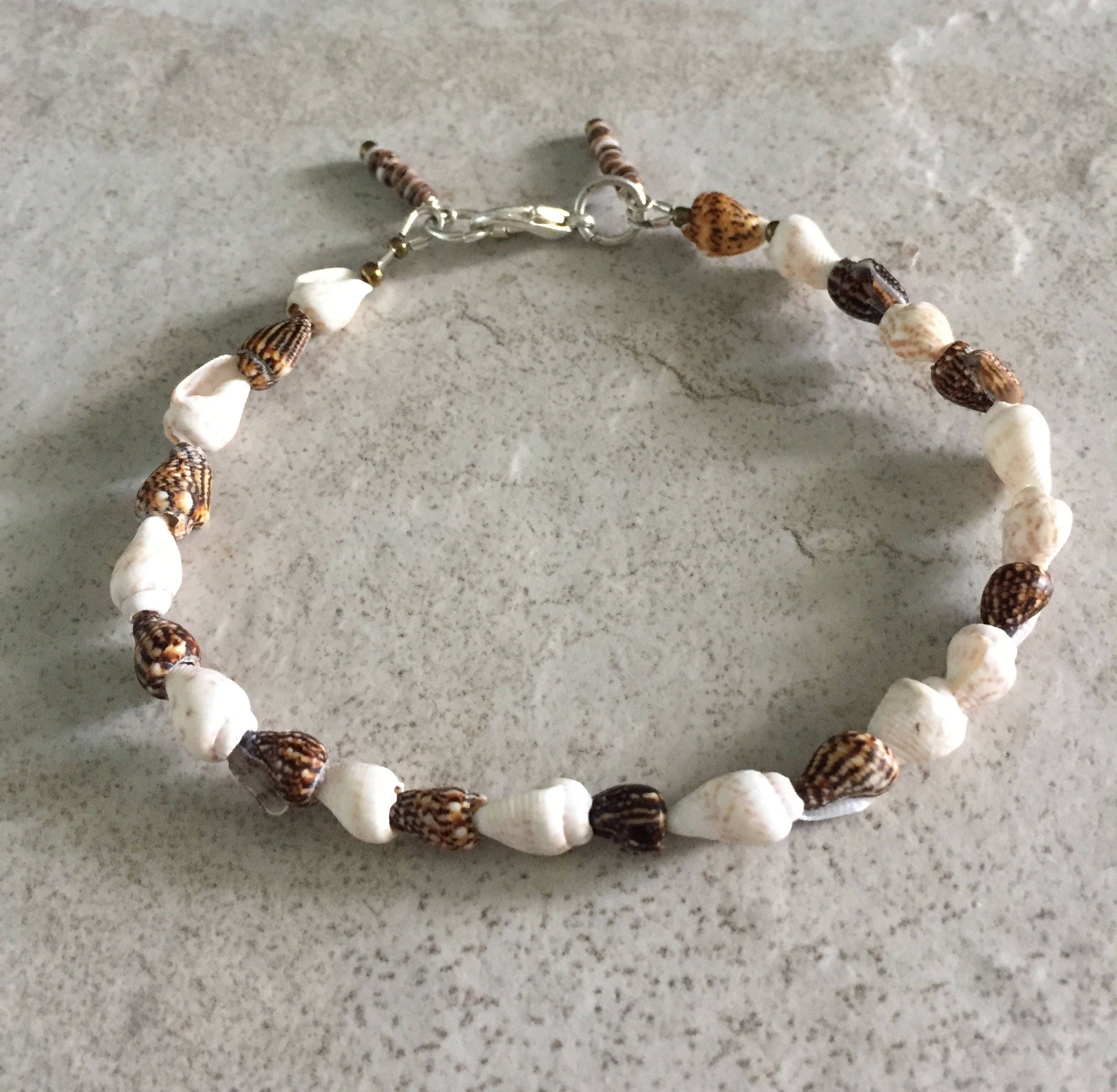 Seashell necklace and bracelet shop