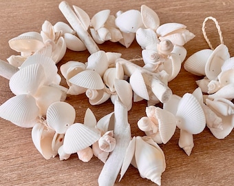 Shell Driftwood Garland, Beach Garland, Beach Home Decor, White Shell Garland, Seashell Garland, Coastal Decor, Garland, Beach Table Accent