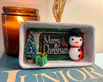 Retro Upcycled Merry Christmas Ornament, Vintage Christmas Decoration Decor, Recycled Baking Tin Ornament, Cute Miniature Snowman Ornament