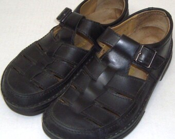Vintage Footprints by Birkenstock Madeira Black Leather Fisherman Sandals Y2K