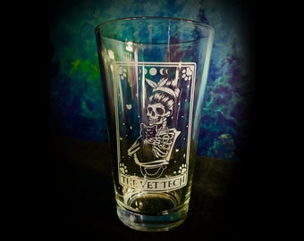 Personalized Etched Pint Glass Gift for Vet Tech Custom Engraved Beer Drinkware Veterinarian Technician RVT Matching Drink Coaster Option