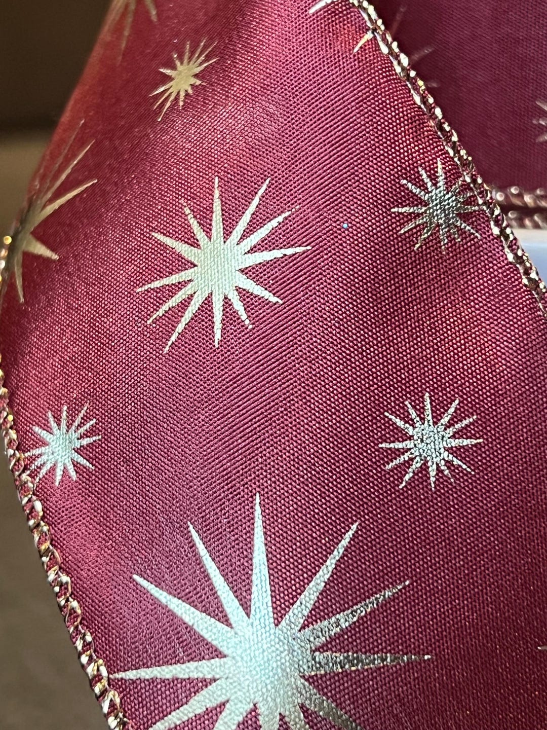 Burgundy With Gold Star Ribbon, 8.3 Yd Wired Ribbon for Christmas ...