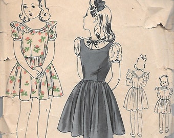 Vintage 1940s Vogue Sewing Pattern 2256- Girls One-Piece Dress "Easy -to- Make" size 6 years breast 24"