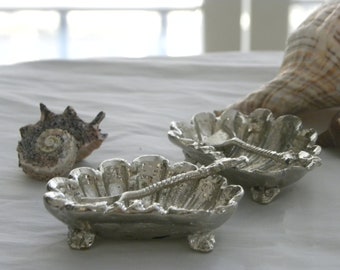 Seashell Clam Salt and Pepper Holder