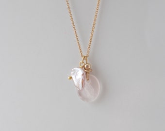 Chain necklace with natural pearl, rose quartz and baroque cultured pearl charms.