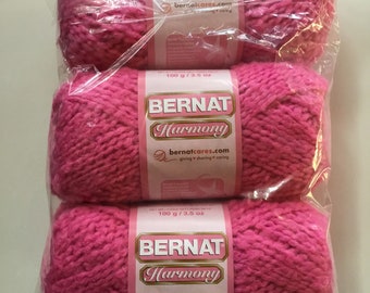 Bernat Harmony Set of 3 Acrylic yarn machine wash and dry 100g/3.5oz each skein =300g-Ultra Pink