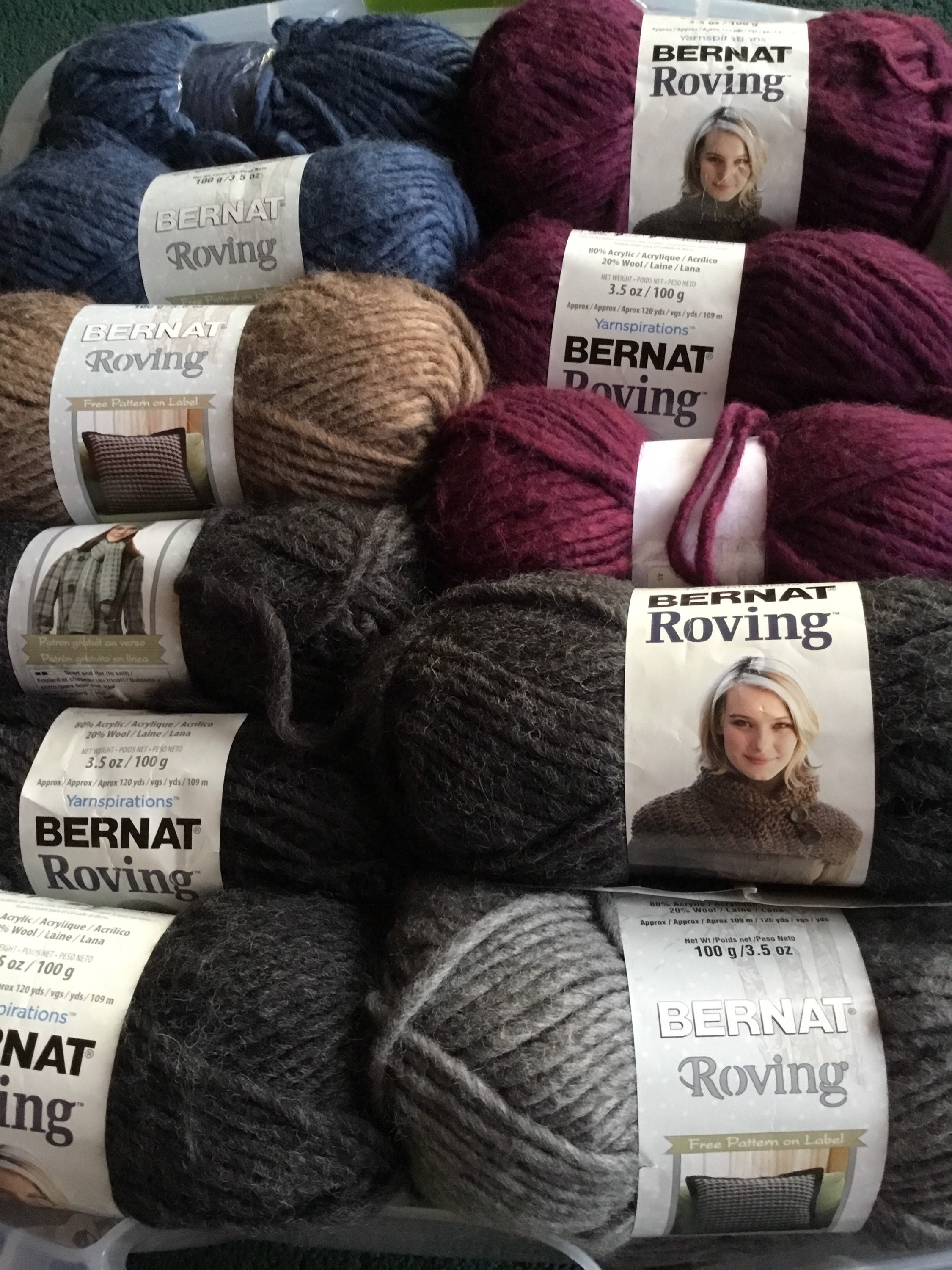 Mainstays Roving Yarn Value Bundle, 100% Acrylic, 26 yd, Soft Silver, Super Bulky, Pack of 12
