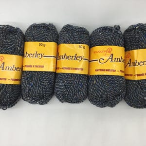 Bouquet Amberley Knitting Worsted Yarn Set of 5, Old Fashioned Homespun Yarn, Vintage Virgin Wool Set