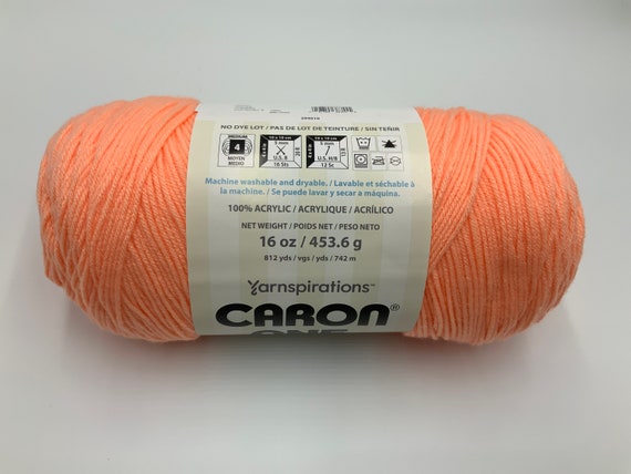 Caron One Pound Off White Yarn - 2 Pack of 454g/16oz - Acrylic - 4 Medium  (Worsted) - 812 Yards - Knitting/Crochet