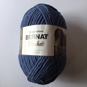 Bernat Blanket Yarn super soft, luxe, super bulky 6 yarn 10.5 oz/ 300g- Country Blue