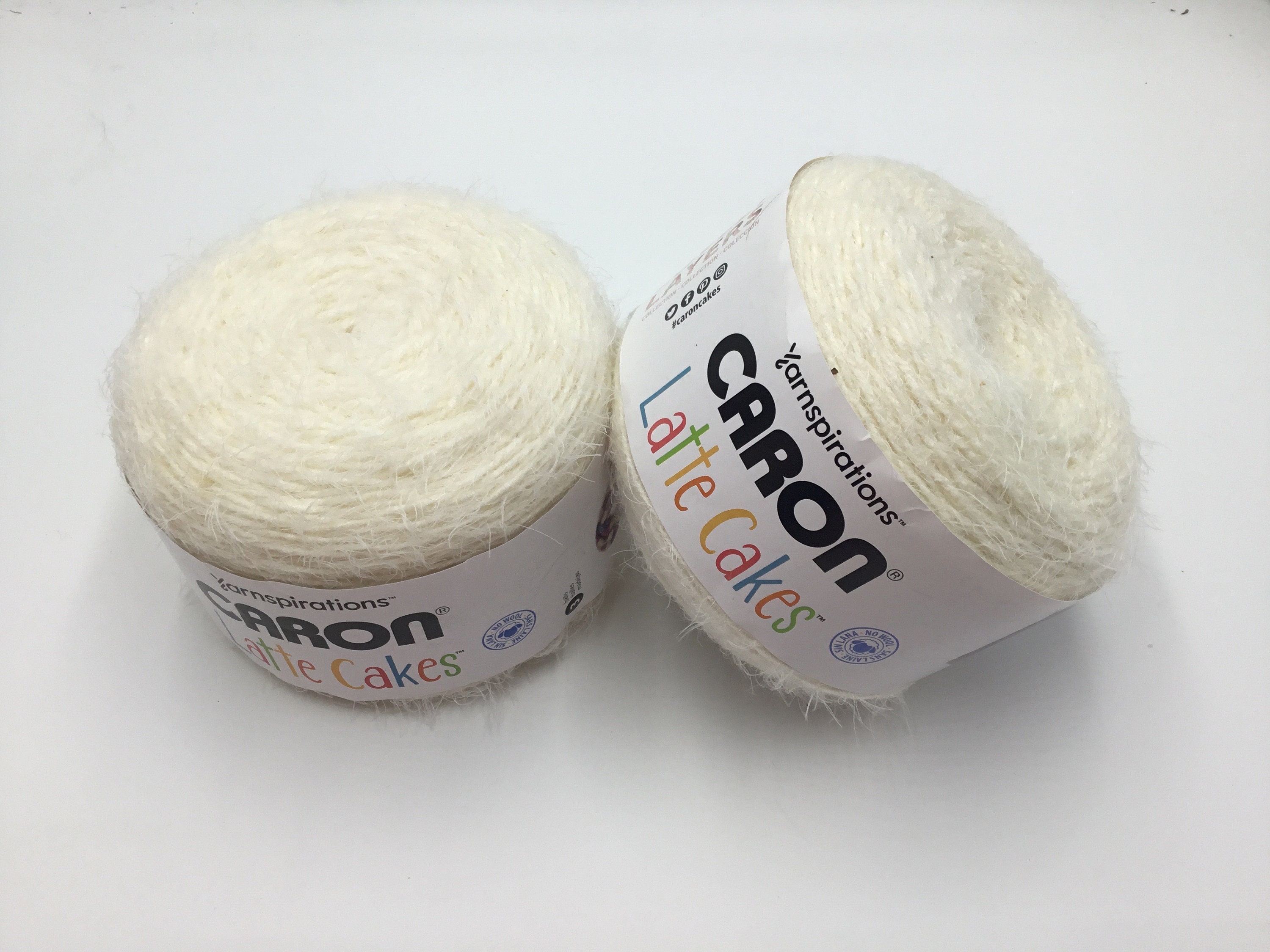 Caron Latte Cakes Yarn,8.8oz/250g bulky 5 Cream 