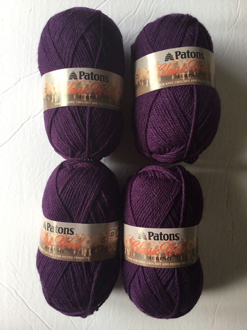 Patons Classic Wool Merino RegularWorsted 223yds