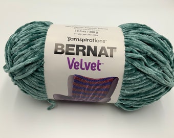 Bernat Velvet Frosted Pine Sweden