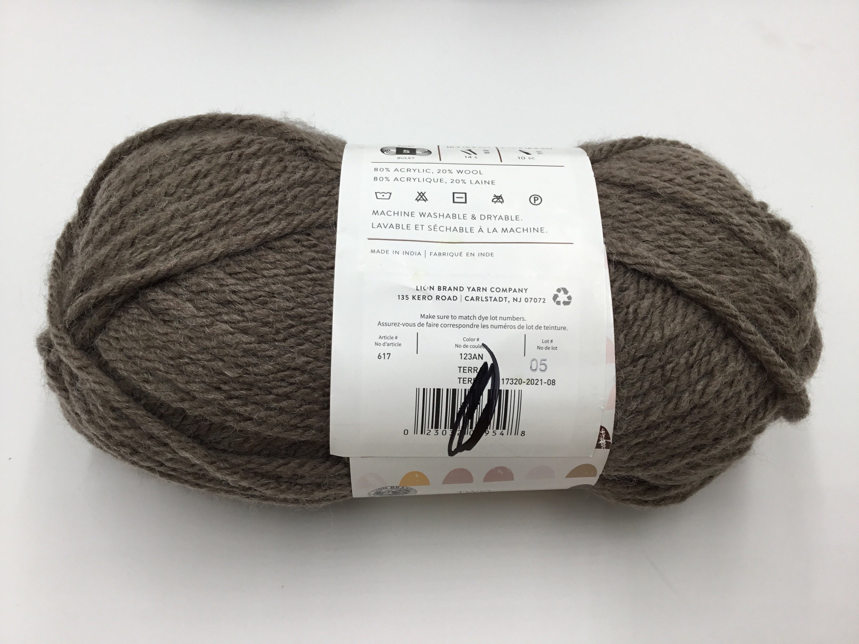 Lion Brand Arrowwood Hue + Me Yarn (5 - Bulky), Free Shipping at Yarn Canada