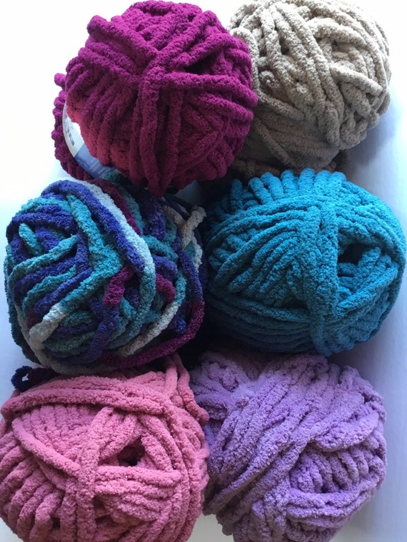 Bernat Blanket Extra 10.5oz/300g Bulky 7 variety of Colours 