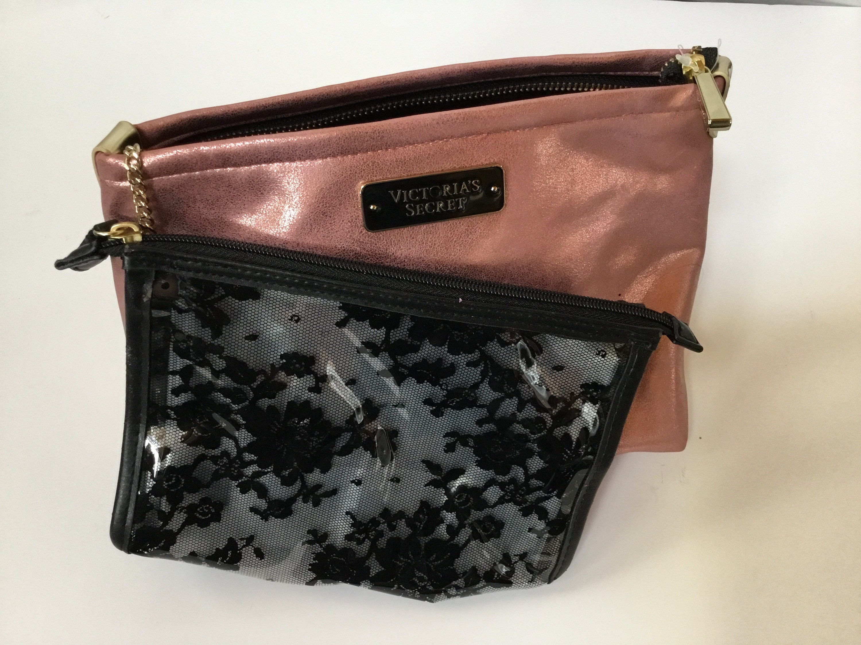 NEW Victoria's Secret Bra Beauty Jewelry Travel Case Bag Black Satin Gold  Logo