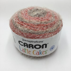 Caron Latte Cakes Yarn,8.8oz/250g bulky 5 Coconut Cream 