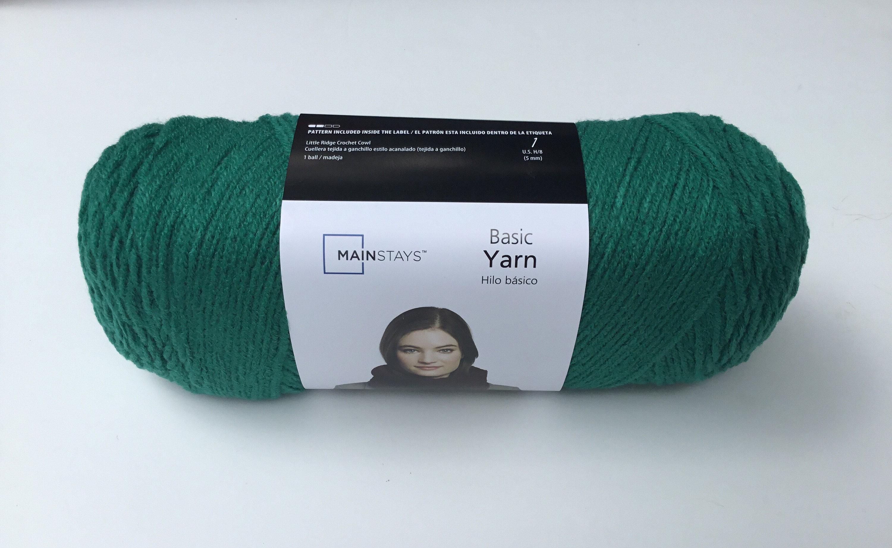 Mainstays Medium Acrylic Green Yarn, 7 Oz 397 Yards