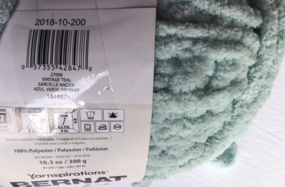 Bernat Blanket Extra Yarn (300g/10.5oz)