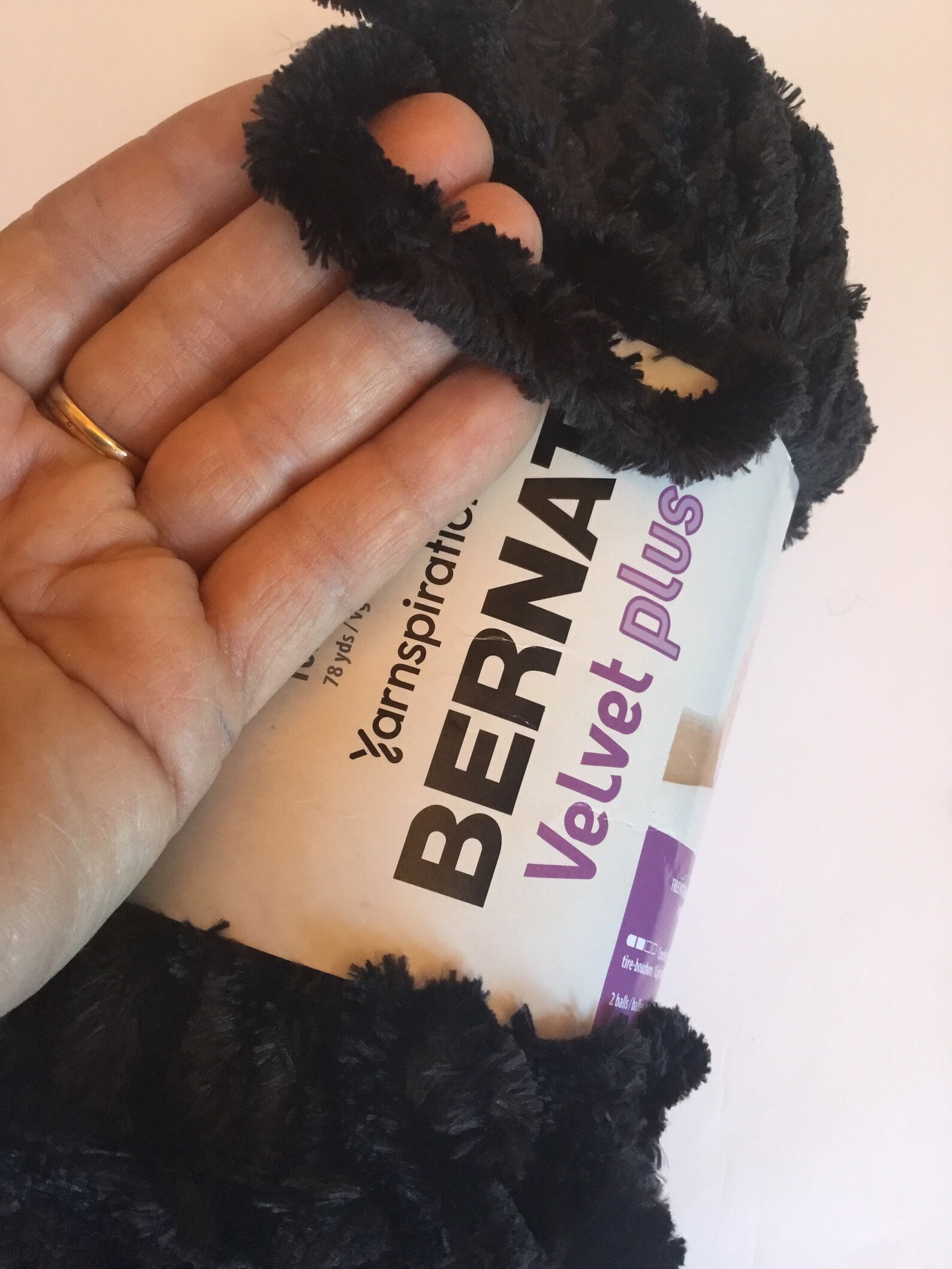 Bernat Velvet Plus Yarn 10.5 Oz / 300 G Super Bulky 6 Etsy UK