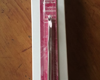 Susan Bates Aluminum Crochet Hook - 8.0 mm -L-11 US