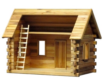 Kit de casa de muñecas - Cabaña de troncos sin terminar en un refugio junto al lago