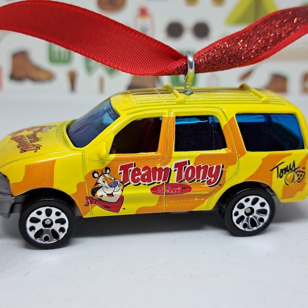 Kelloggs Tony the Tiger Pop Culture Car Ornament,  Pop Culture Collectible, Ford Expedition Car Ornament