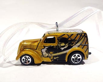 Hot Wheels Pirate Ornament, Car Ornament, Pirate Party Gift, Pirate Decor