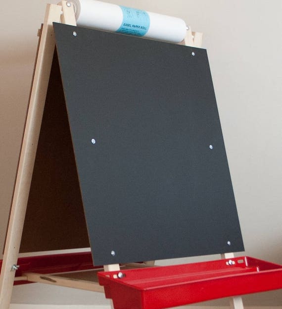 Beka Easel with red trays Beka Easel with red trays