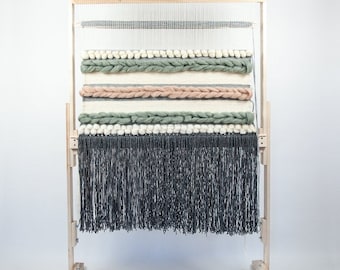 36 Inch Adjustable Tapestry Loom - The Grizzly