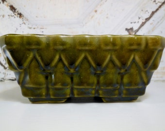 Vintage mid century modern green planter // Ungemach Pottery Co //