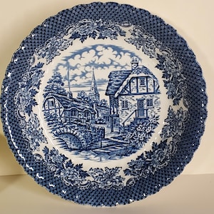 Vintage Blue Willow Salad Plate: Hostess Tableware, Made in England