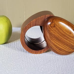 Fred Marilyn Buss - Etsy