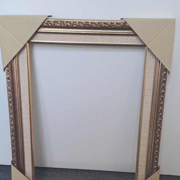 Ornate Picture Frame  Gold Leaf - 11x14 with Linen Liner Model 156