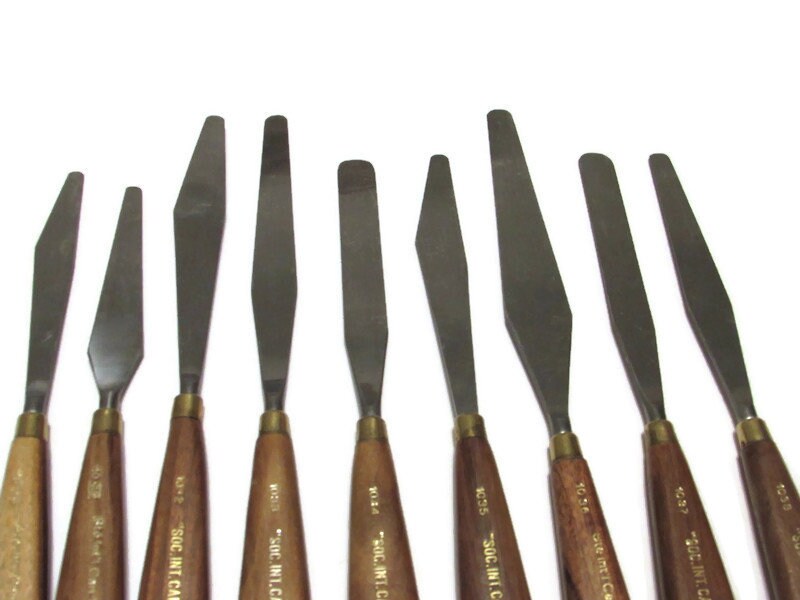 Artists Palette Knifes With Wooden Handles  Made in italy Please choo…