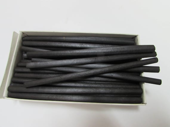 25 Pcs Artist Quality Willow Charcoal Sticks Round 5mm made in France -   Norway