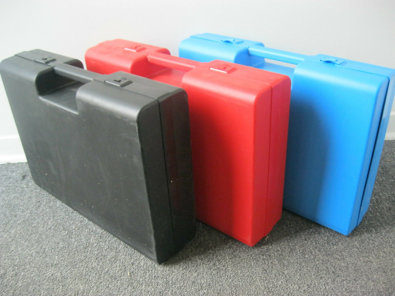 Plastic Carrying Case artist Case briefcase storage Box Please Choose Your  Color RED-BLUE-BLACK-170/42 