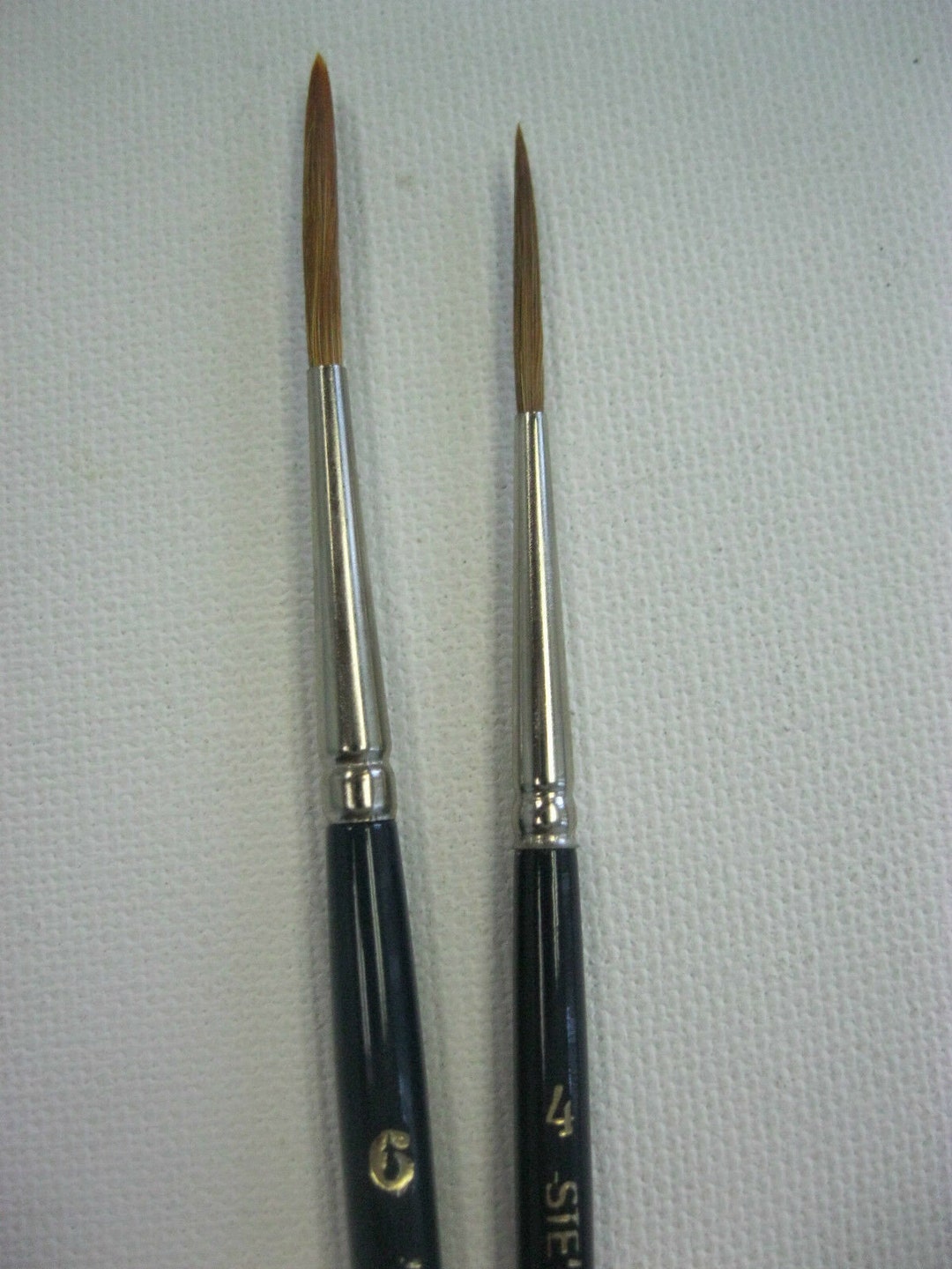 Artist Linerrigger Sabeline Paint Brush PLEASE choose Your Size Made