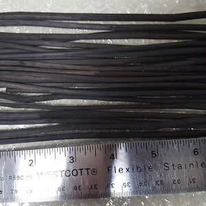 25 pcs Artist quality thin charcoal sticks (Made in France)