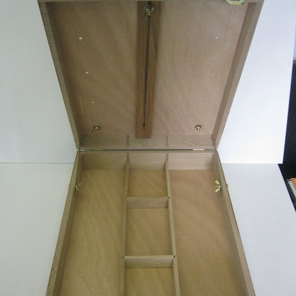 Artist Table Top Easel Box with Palette