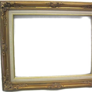 Hy-Jo Wooden frame  Ornate/Beaded Gold Leaf with Liner 16x20'' inches