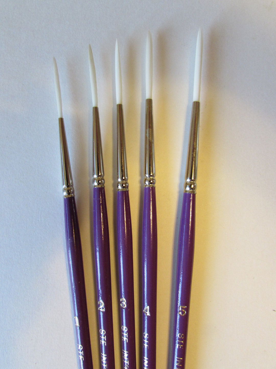 Artist Synthetic White Sable Script Linerrigger Pointed Paint Brush