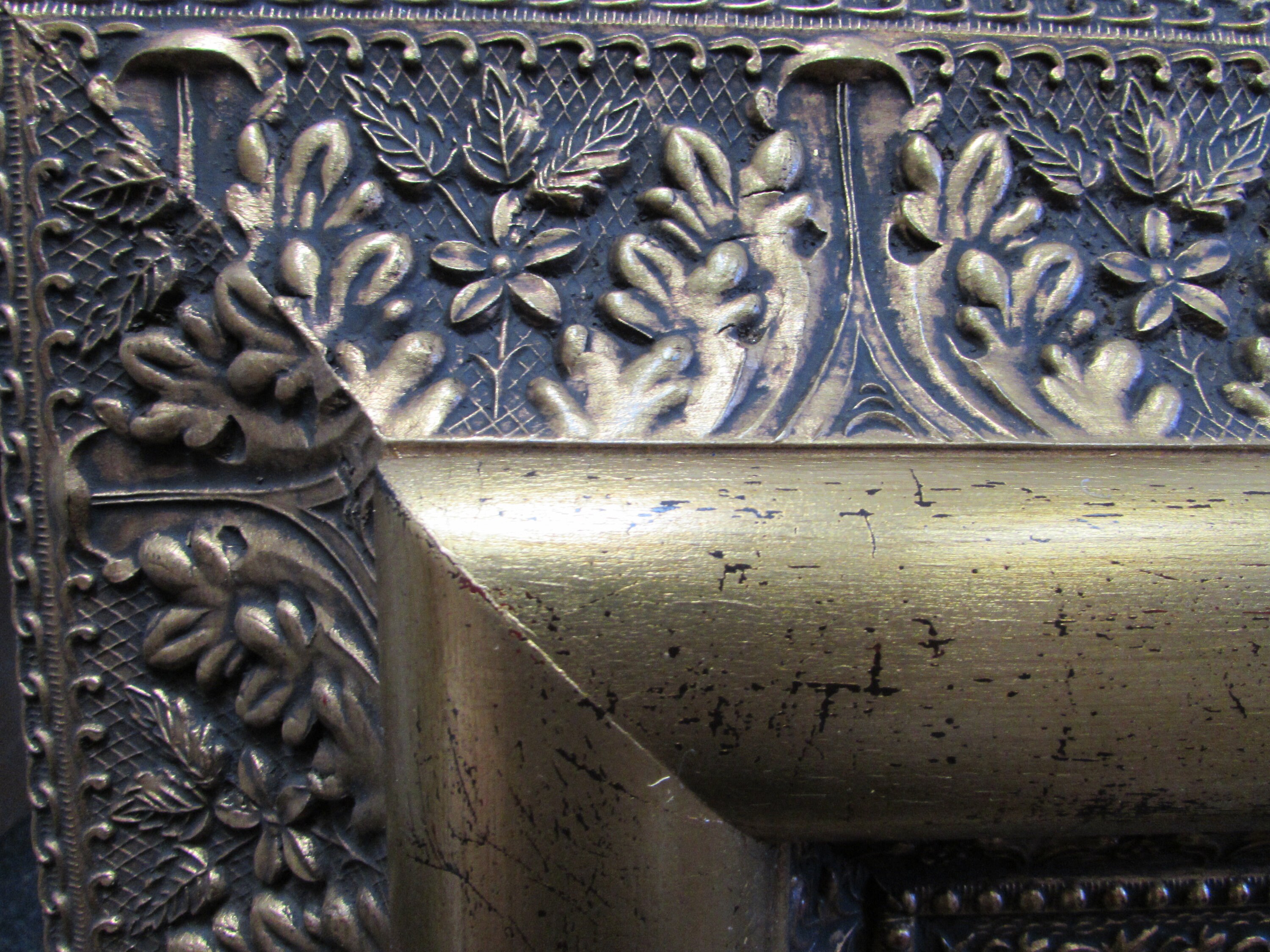 Antique GOLD LEAF Wooden Ornate Museum Gallery Frame 8''x10'' ----6 1/2 ...