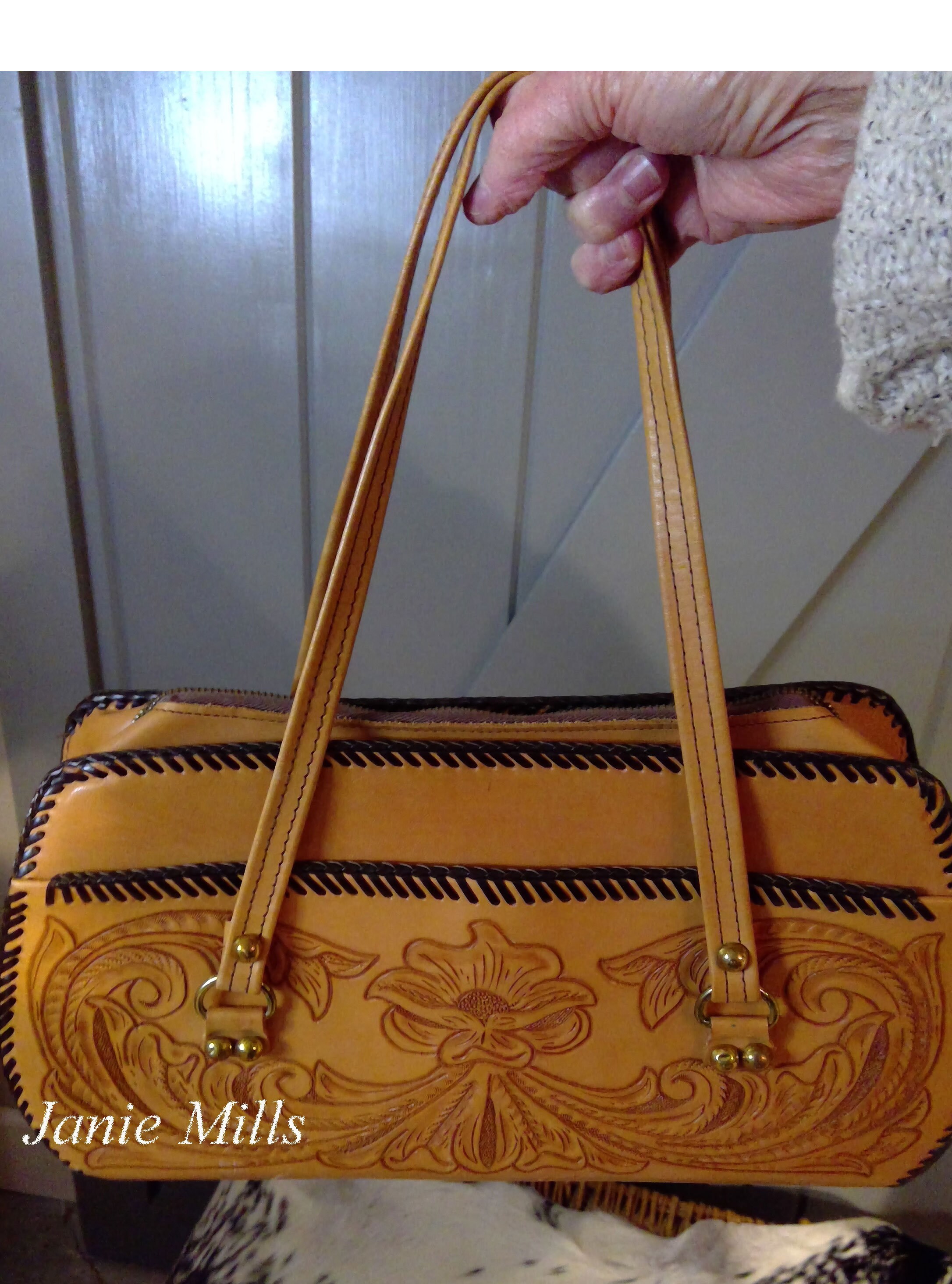 VINTAGE MINI FUR TOTE HANDLE PURSE main image 1