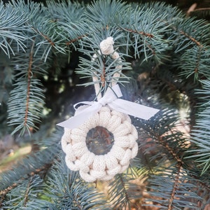 Macrame Beige Ornament, Christmas Ornament, Boho Ornament, Macrame Ornament, Circle Ornament